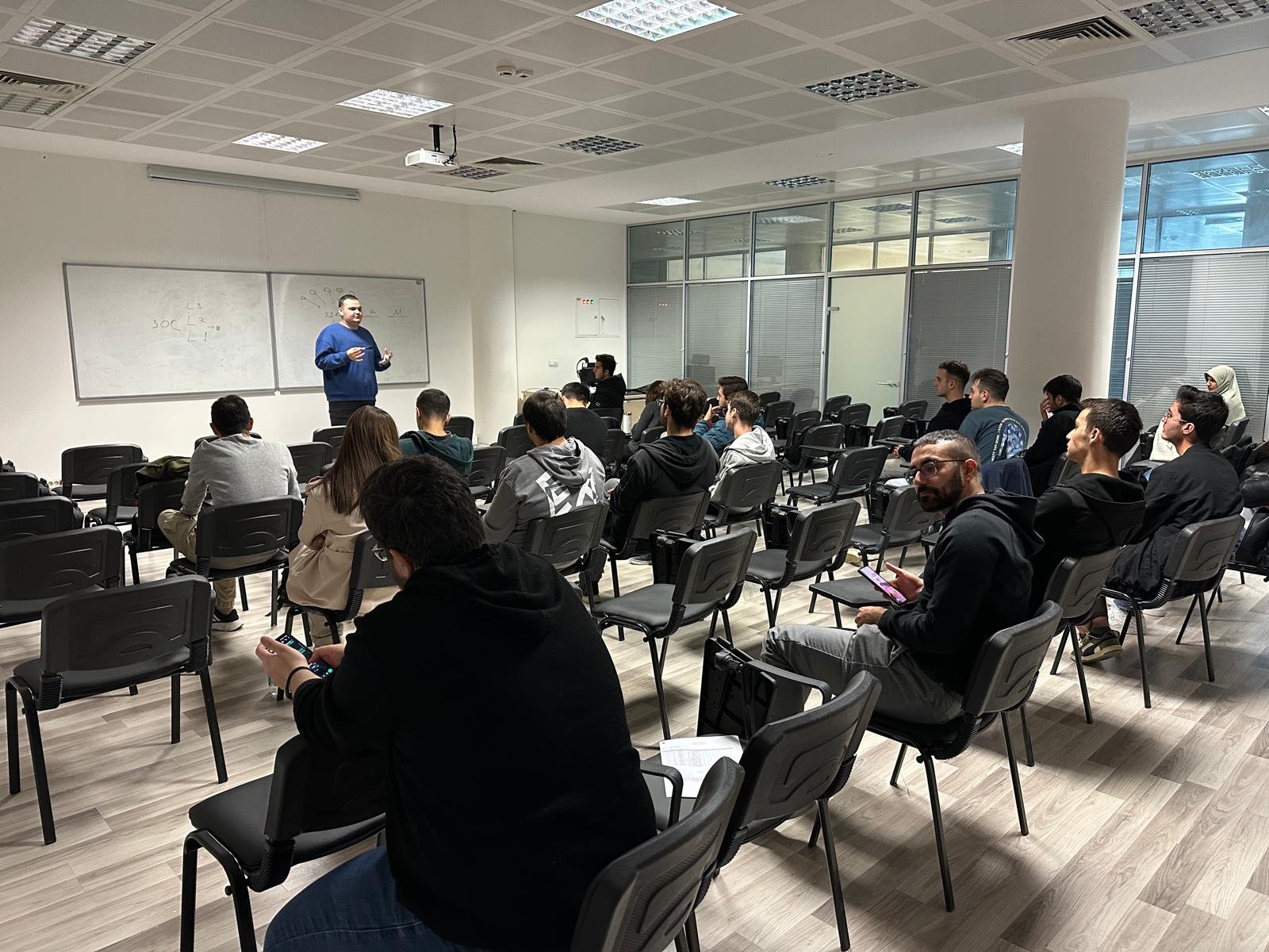 7c6e61bc-9255-496c-9aaf-27fc9b3d653b